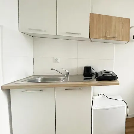 Wunderschoene Mitten Im Herzen Von